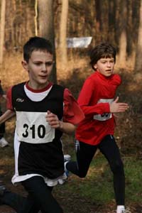 Dominic 1600m 
